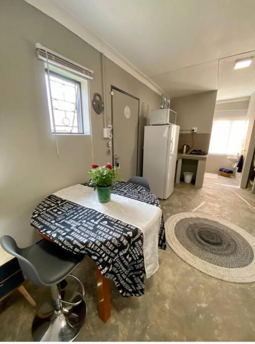 Stellies Accommodation - Room 1 Keetmanshoop Exterior foto